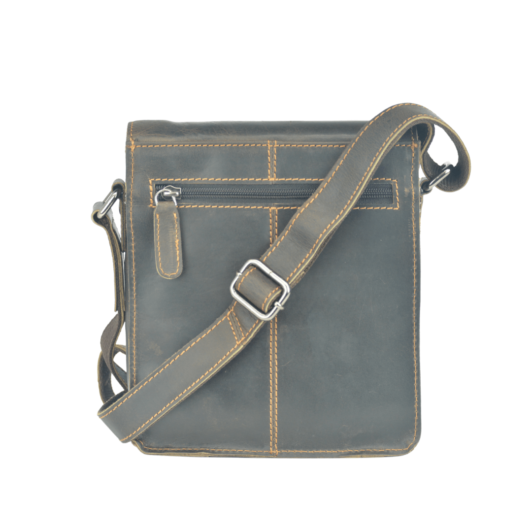 Leather Shoulder Bag Dubbo - Brown GW196651BRN