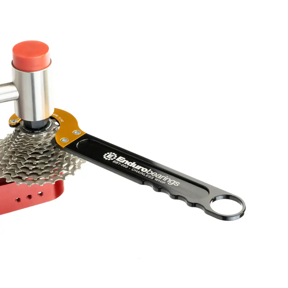 Enduro Chainless Chain Whip - Enduro Chain Whip Chainless BBT - 050