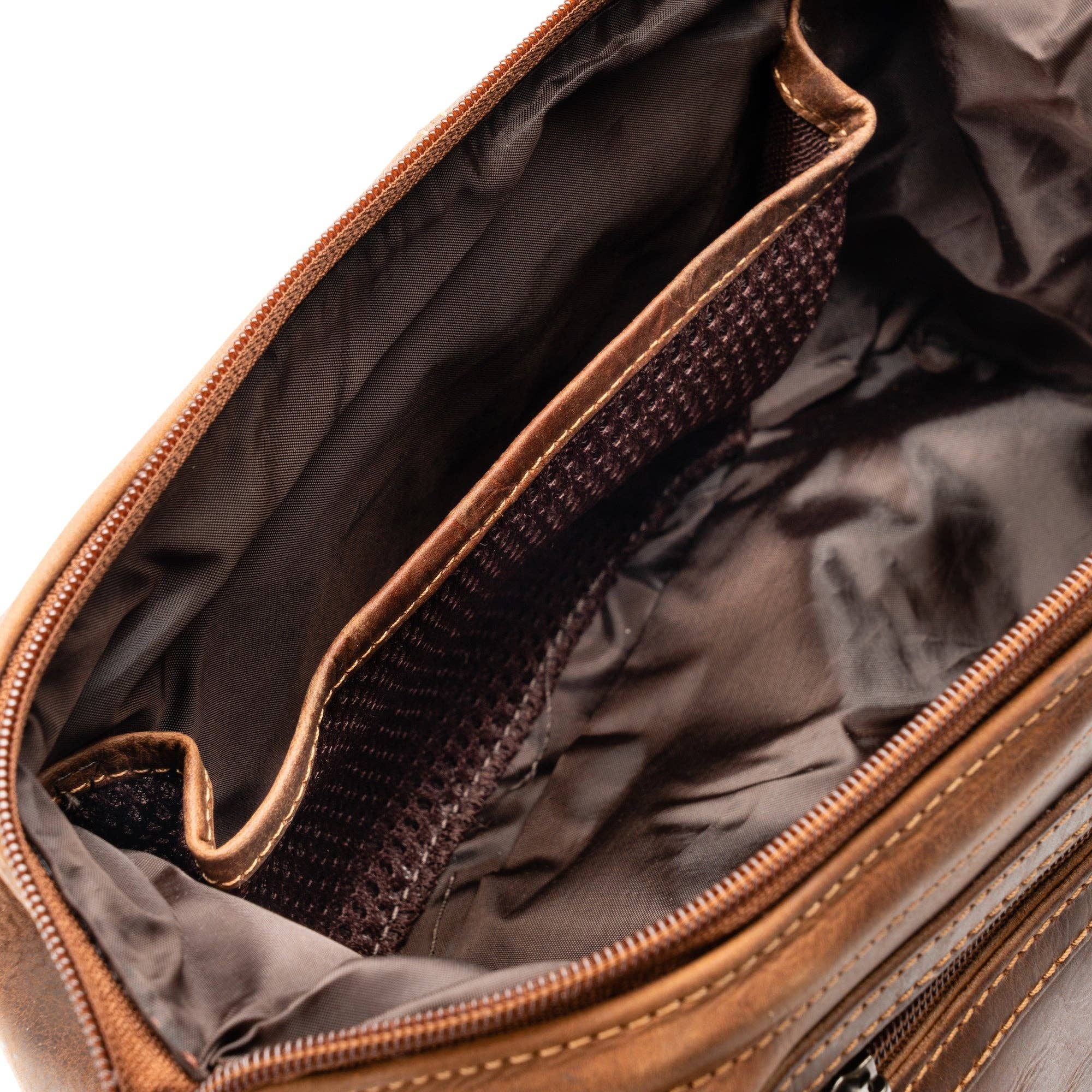 Leather Toiletry Bag Napier - Sandel TB798SAN
