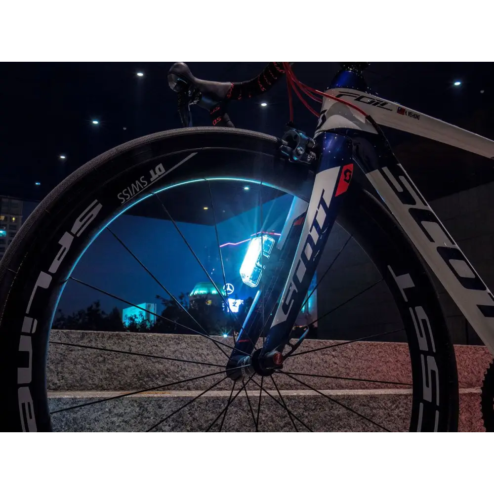 Topeak Light WhiteLite Front Aero USB - Topeak Light WhiteLite Front Aero USB 1W 110 Lumens