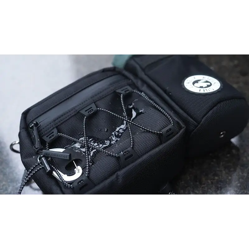 ULAC Krosstrek Dual Handlebar Bag 3.3L - ULAC Dual Handlebar Bag Krosstrek 3.3L with Carabiner - Black