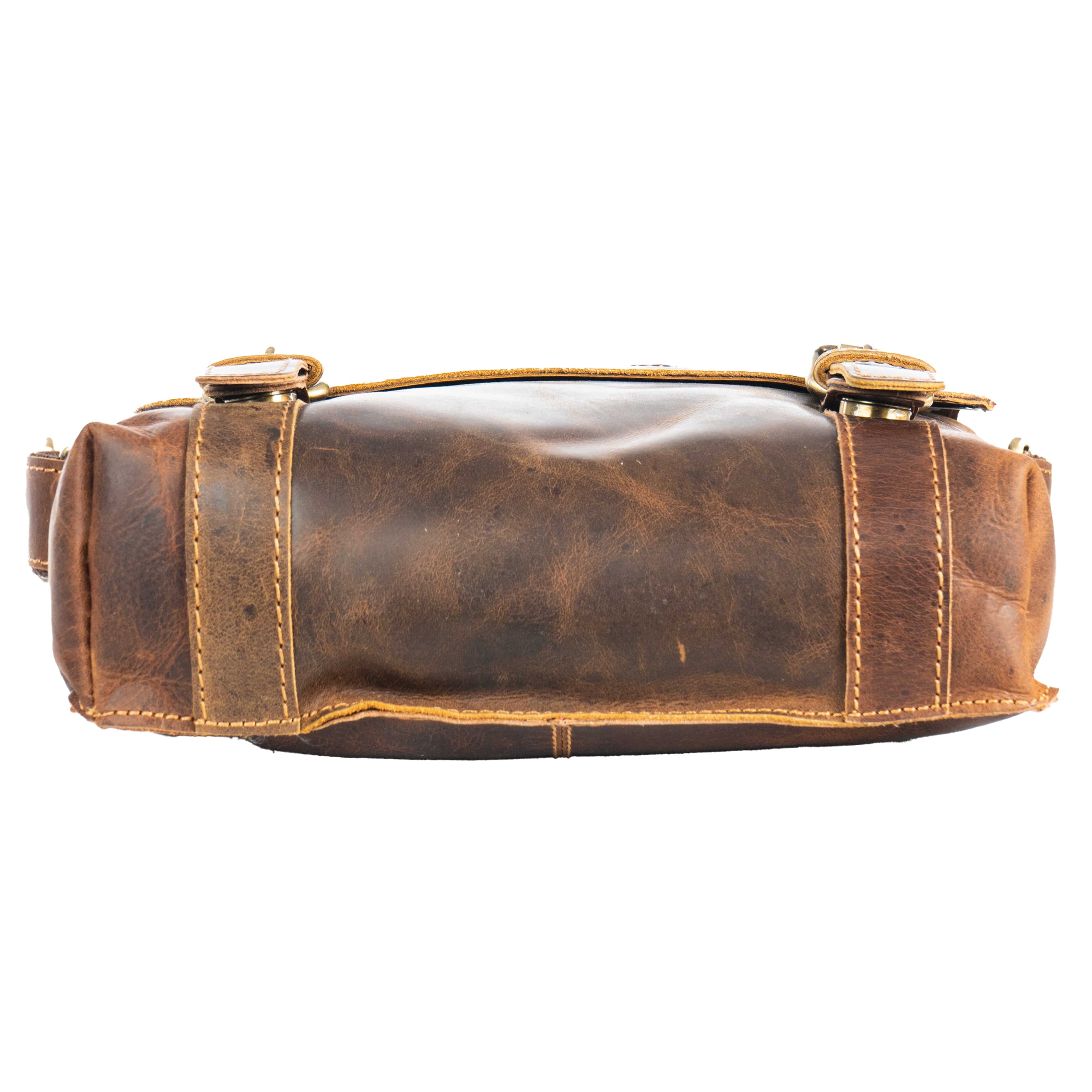 Leather Shoulder Bag Rowville - Sandel GW196650SAN